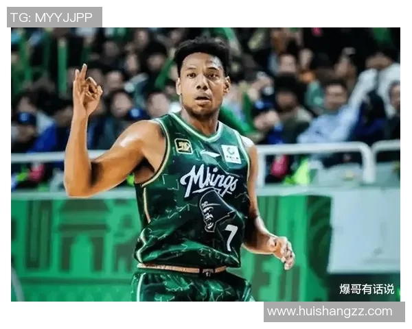 祝铭震的奋斗历程与音乐梦想：从青涩少年到璀璨明星的成长之路